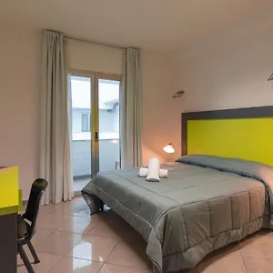 Delta 3*, Olbia Italia